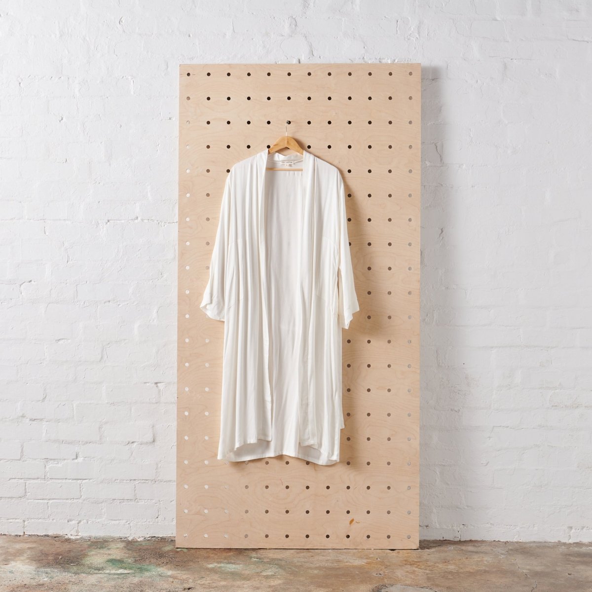 Bamboo Robe in White - Rosette & Co