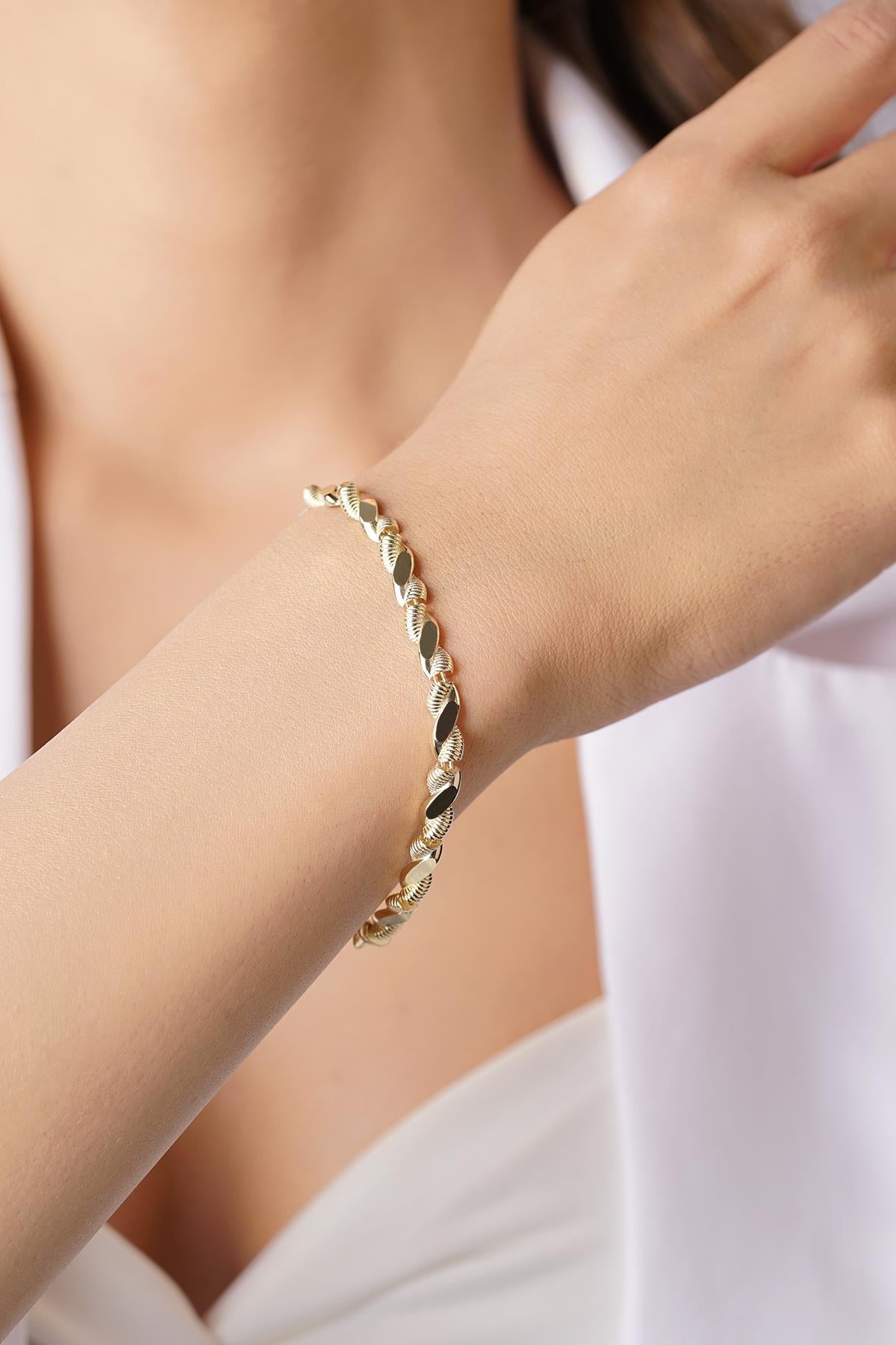 14ct Gold Sparkling Twisted Bracelet - Rosette & Co