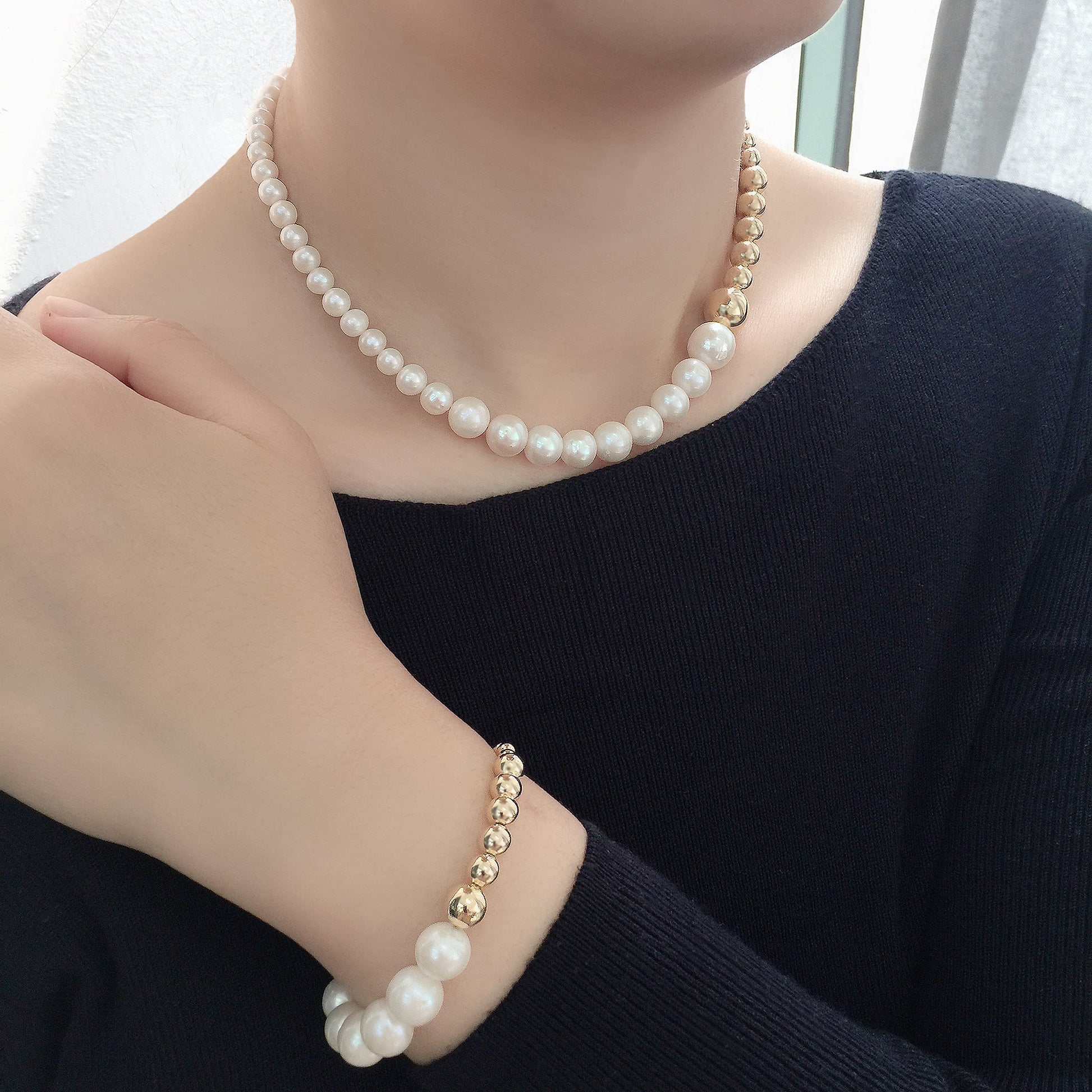 Freshwater Pearls Modern Bracelet - Rosette & Co