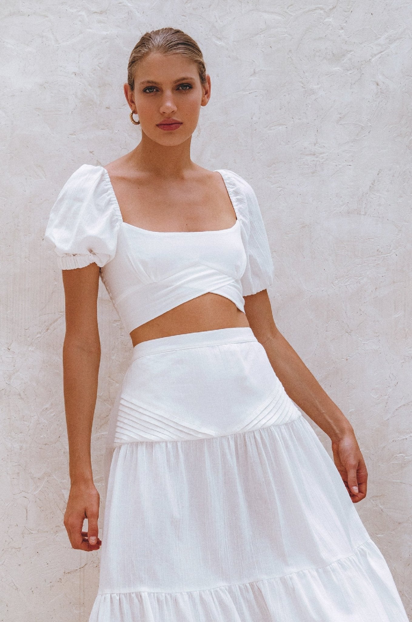 Kiana Linen Crop Top - Rosette & Co