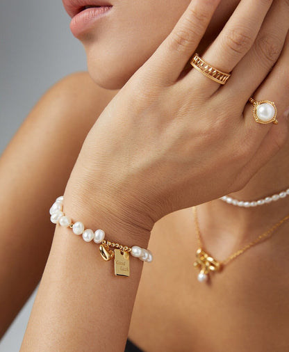 Lucky Engraved Freshwater Pearls Bracelet - Rosette & Co