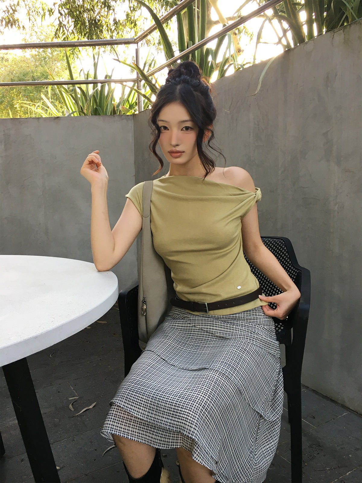 Twisted Asymmetrical Off-Shoulder Top - Rosette & Co
