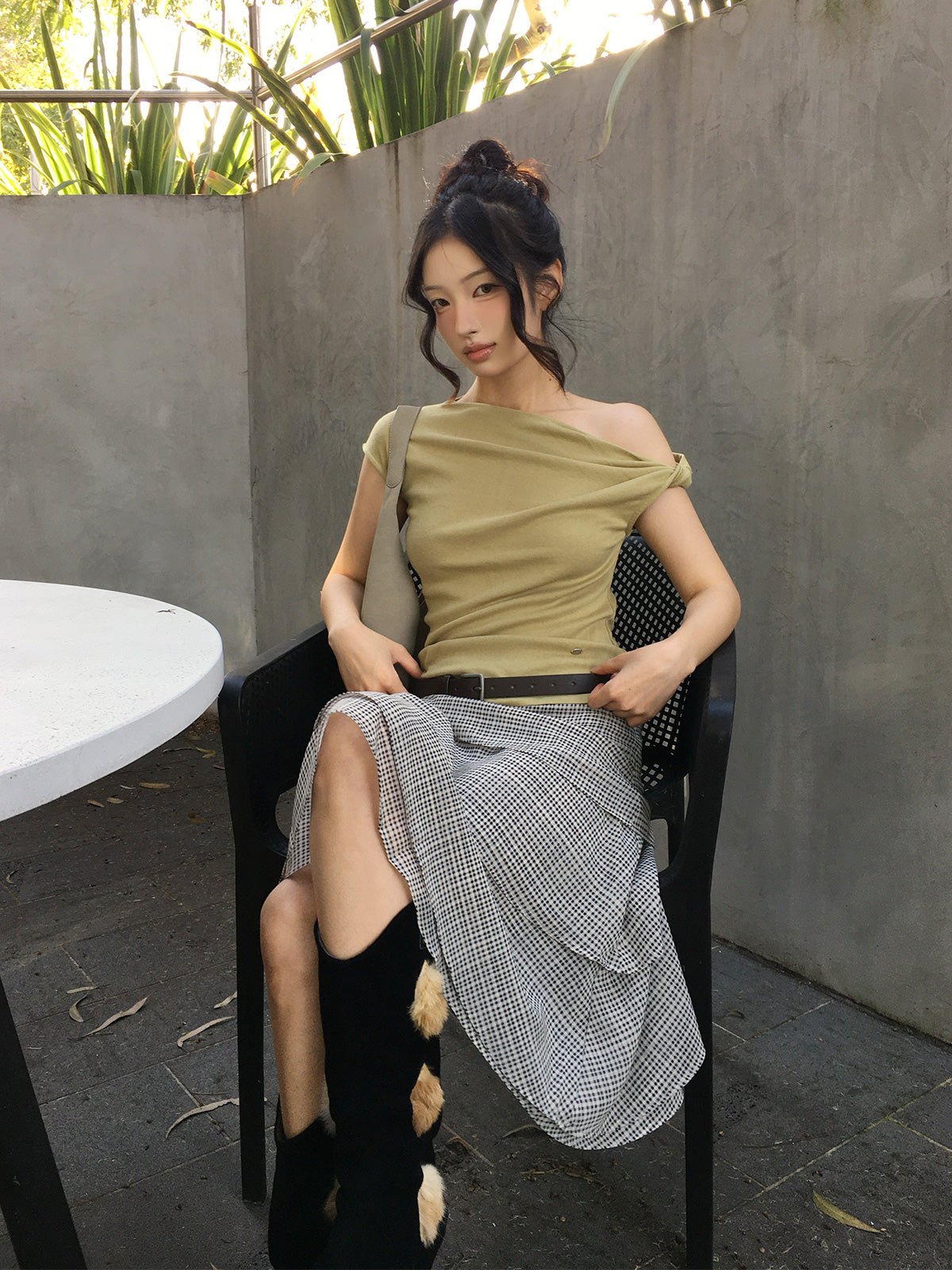 Twisted Asymmetrical Off-Shoulder Top - Rosette & Co